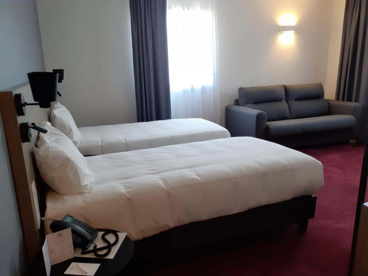 Hotel Sure By Western Les Portes De