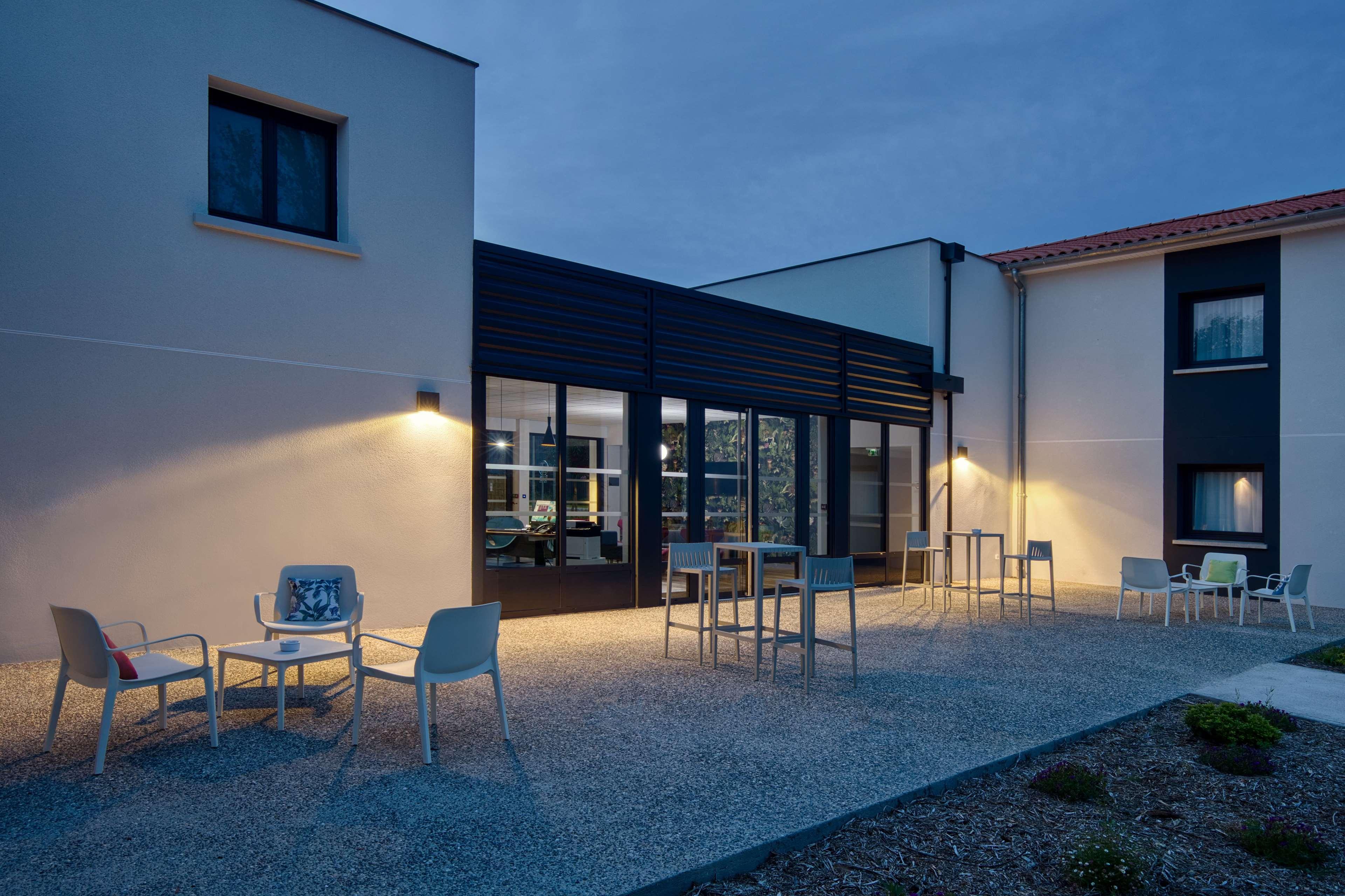Sure By Western Les Portes De Hotel 3*